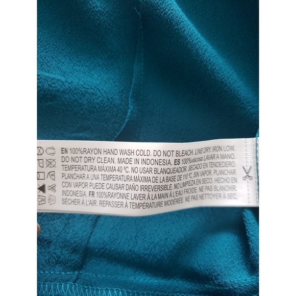 💐SOLD💐4 for$20🌿Forever 21 Wrap Top - Picture 7 of 7